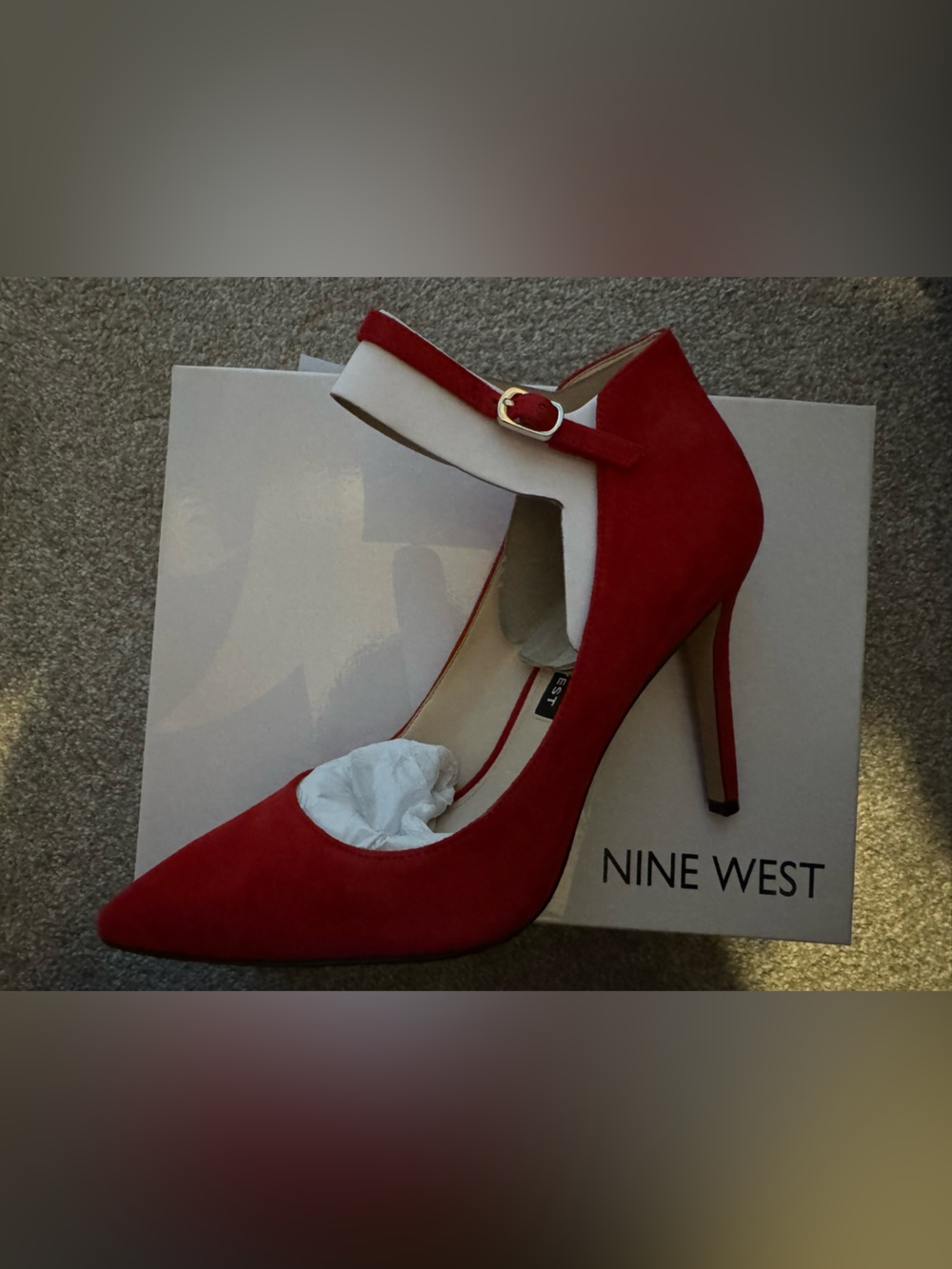 NWT Nine West Tressa Heel Medium Red Suede
